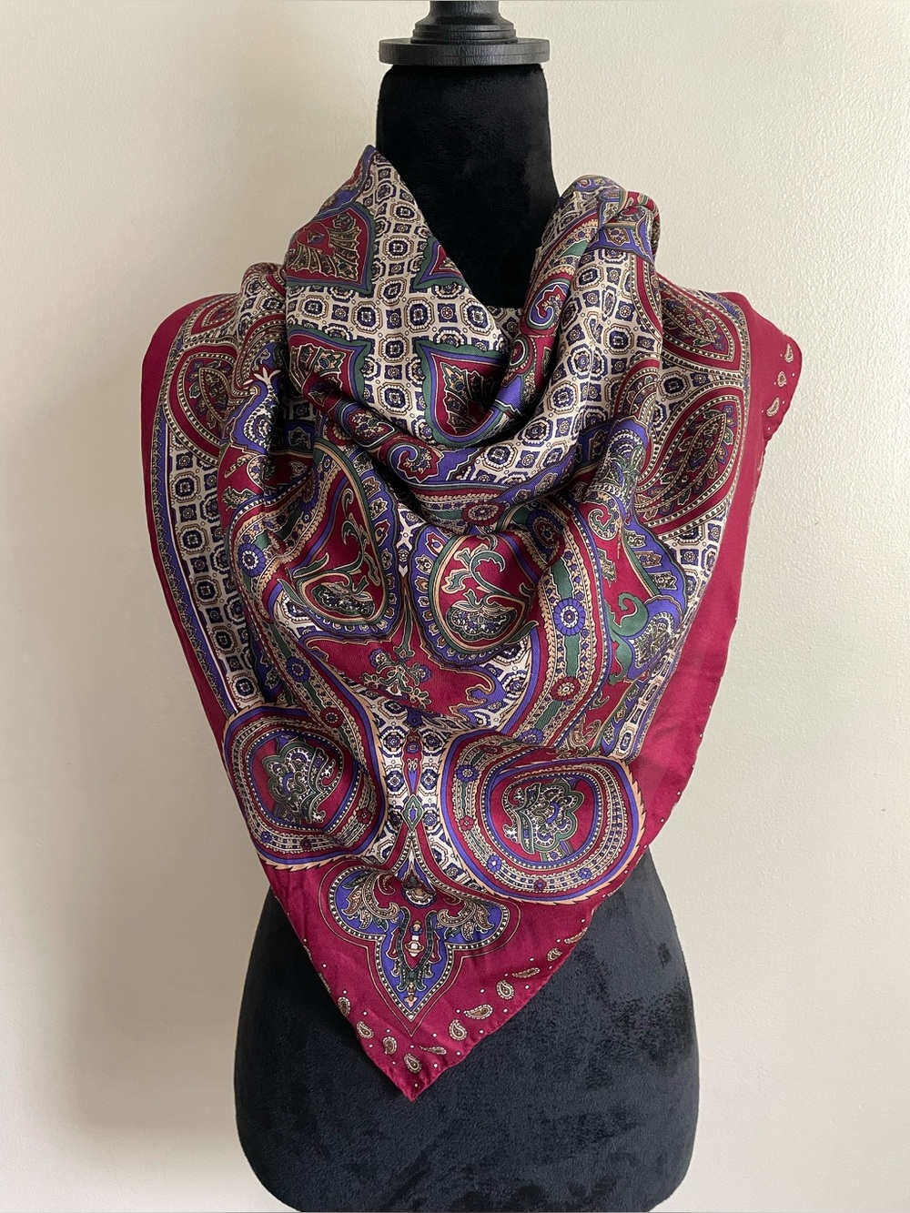 Oscar de la Renta Vintage Paisley Scarf Red Blue Designer 34”